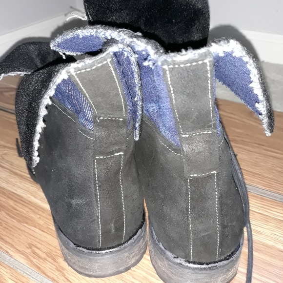 Gordon Rush suede and denim boots. Size 10 - Picture 3 of 9